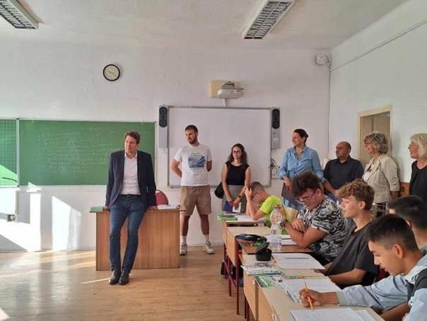 Fókuszban a Tehetséggondozás: Látogatás a Kémesi Munkácsy Albert Általános Iskolában 